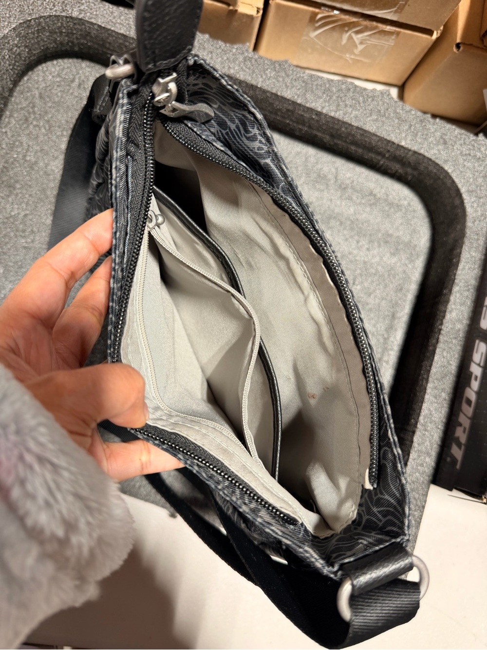 Baggallini Black and Gray Floral Crossbody Bag - Picture 8 of 9